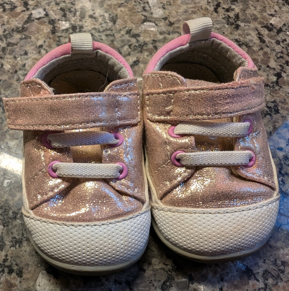 See Kai Run First Walker Shoes Size 4